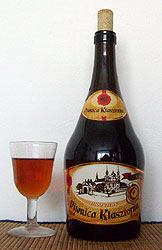 Polish mead of trojniak type - miod pitny Piwnica Klasztorna