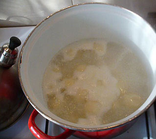 Boiling of silesian dumplings